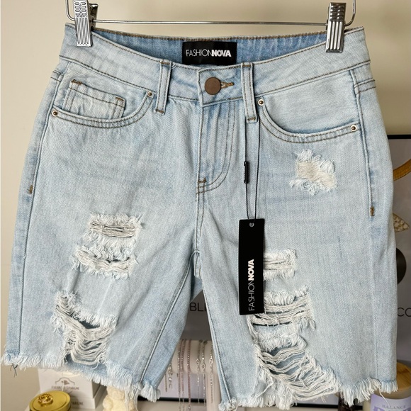 Denim Bermuda Shorts NWT - Picture 2 of 7